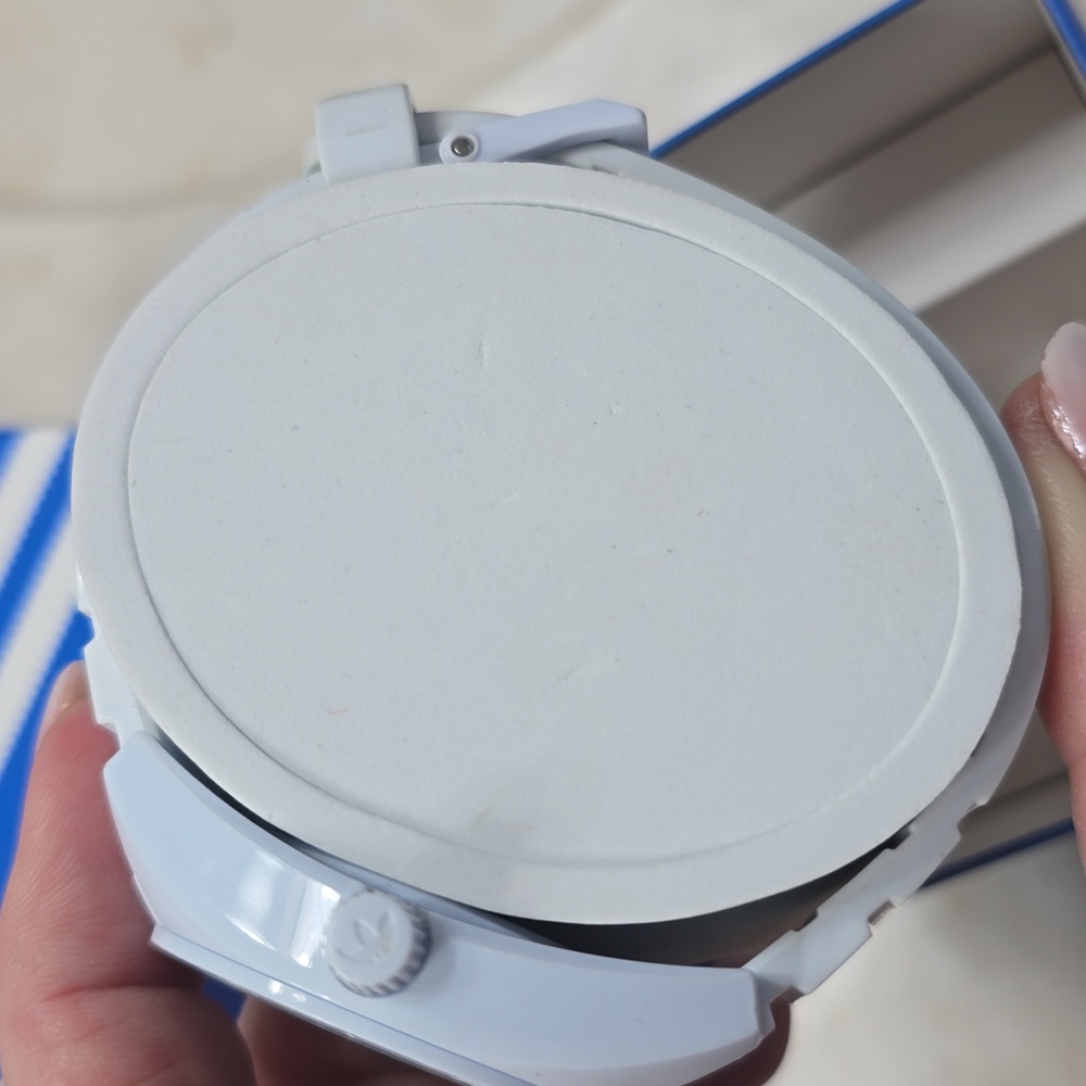 Adidas Watch - Picture 4 of 8